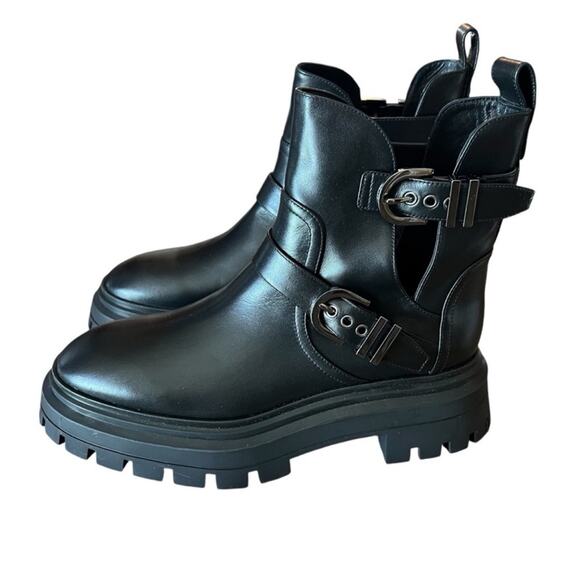 Stuart Weitzman Shoes - Stuart Weitzman Maverick Bedford Leather Moto Buckled Bootie NEW Size 7.5